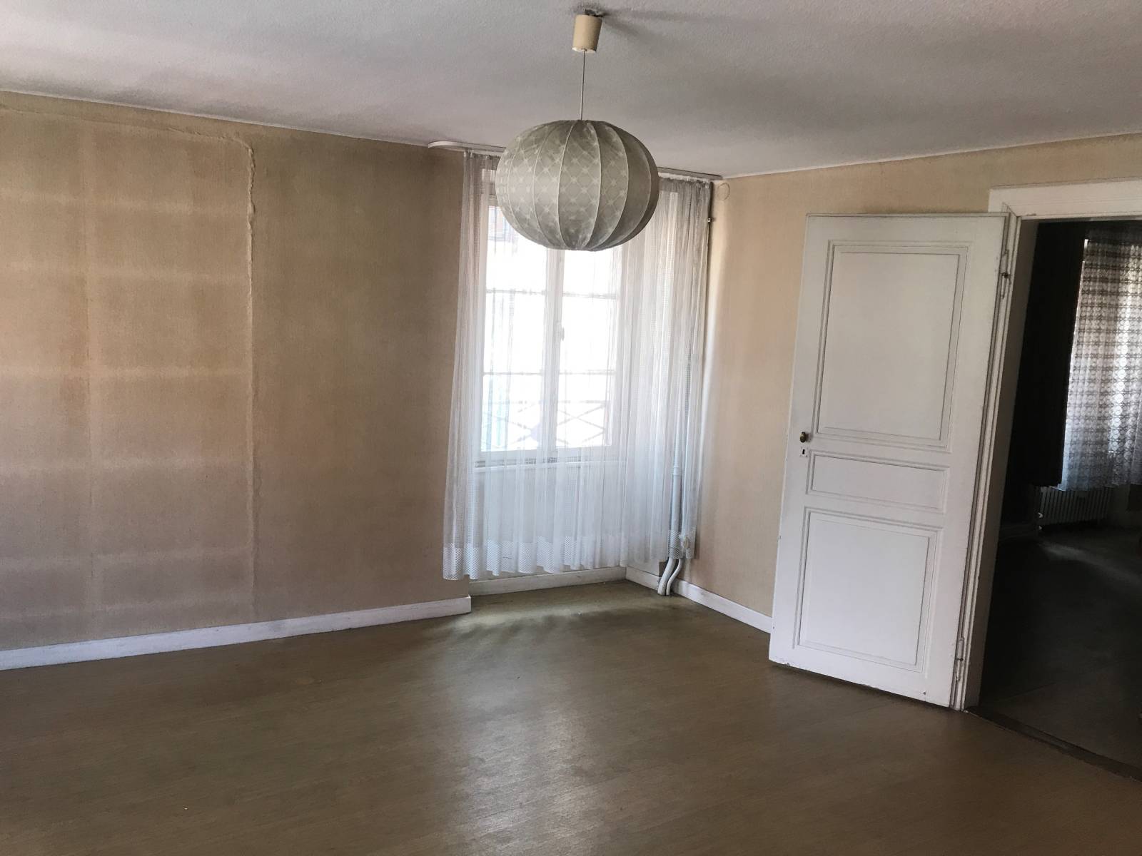 A vendre grand immeuble à rénover de 382 m² en plein centre de Saverne