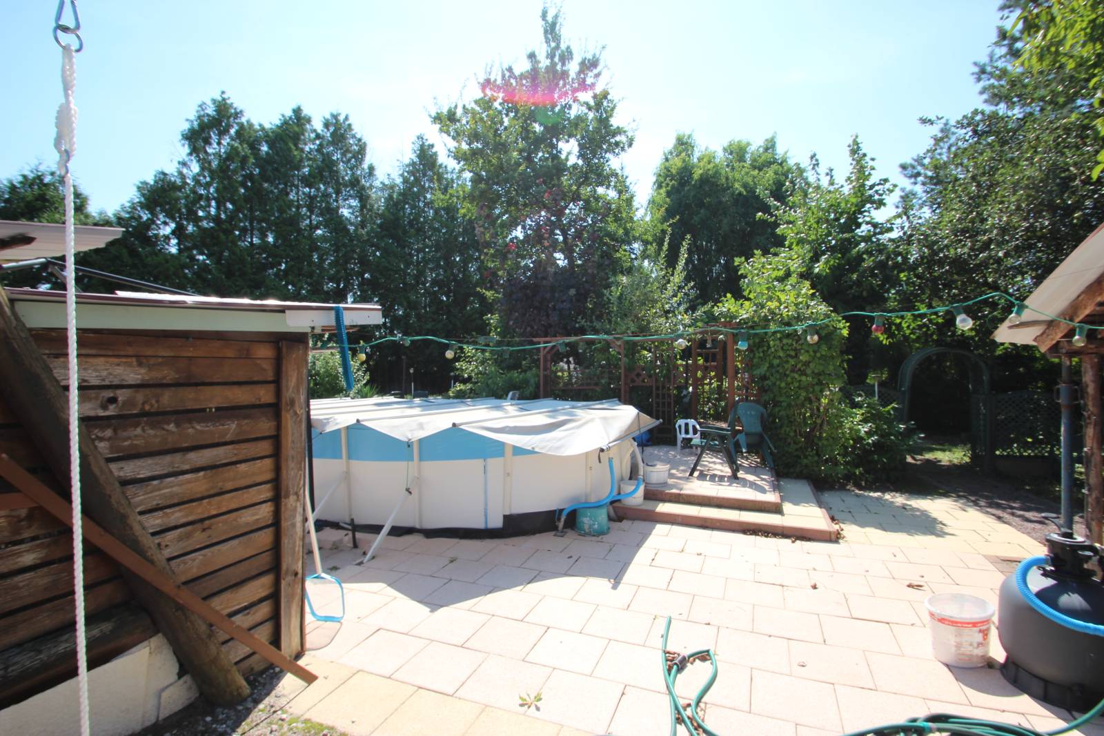 Ensemble immobilier comprenant un restaurant/bar et un appartement à FORSTFELD