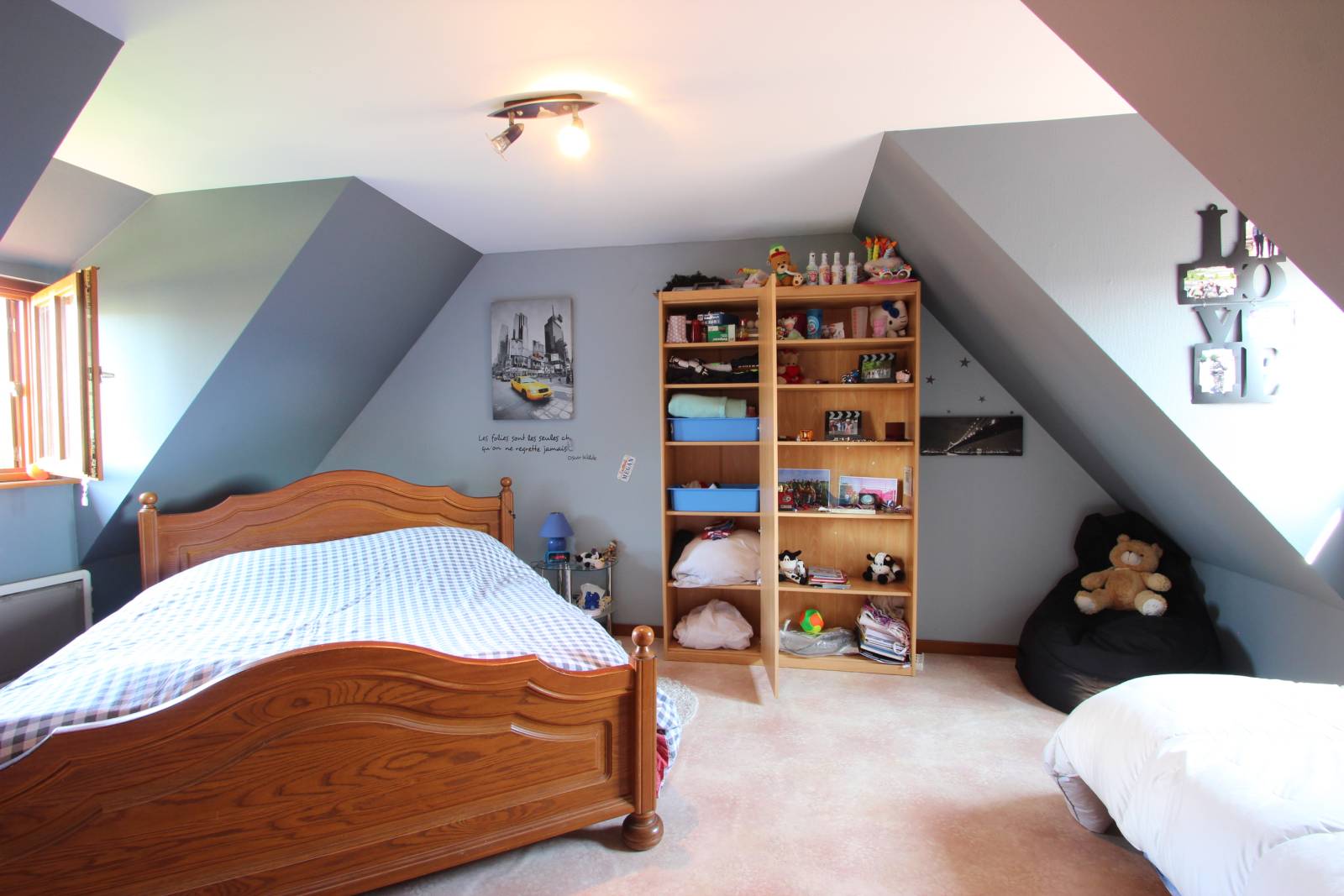 Ensemble immobilier comprenant un restaurant/bar et un appartement à FORSTFELD