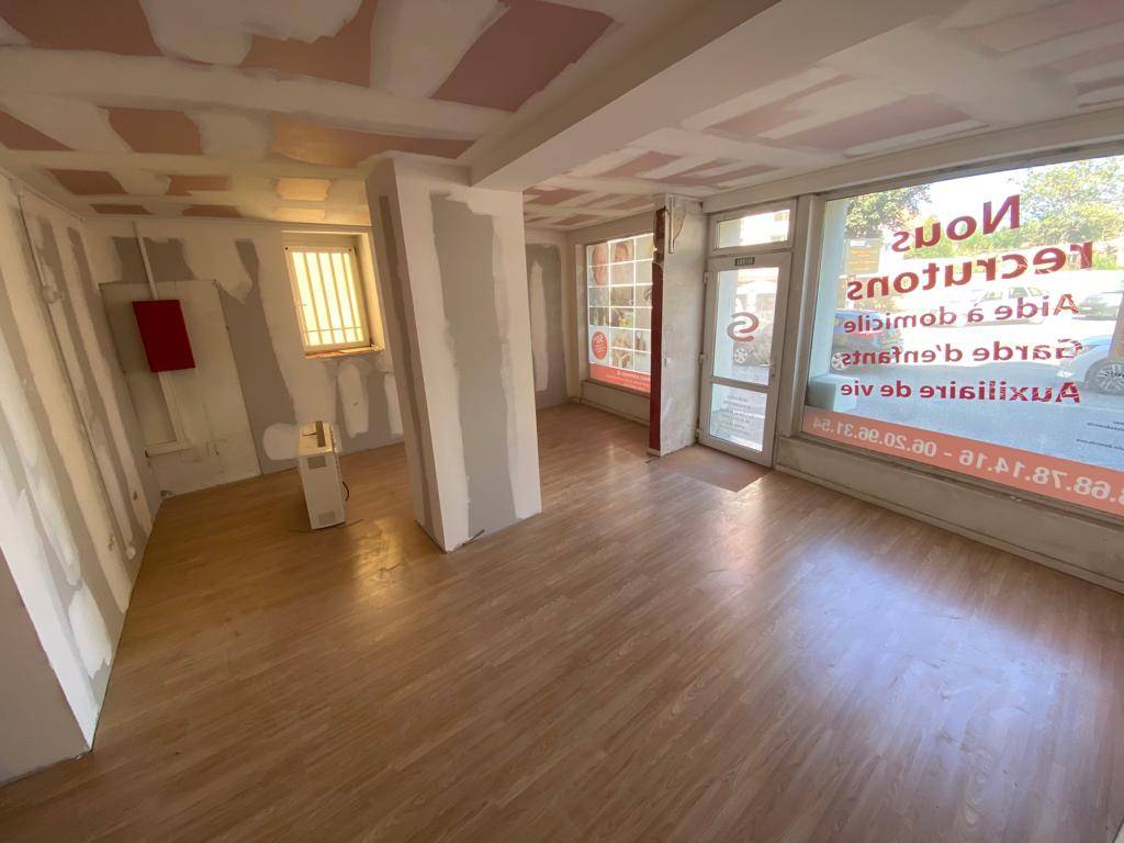 En location local commercial ou professionnel au centre ville de 85 m² sur Saverne