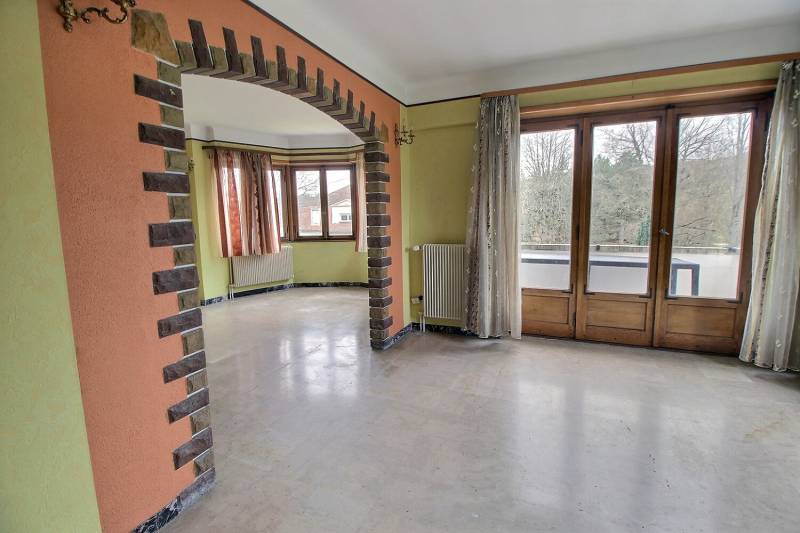 A vendre maison de 10 pièces avec 7 chambres avec dépendance de 200m² et une superficie de 210 m² sur Marmoutier