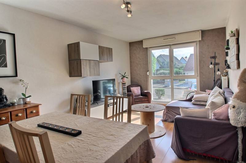 A vendre, maison composée de deux appartements, un deux pièces et un duplex au centre d'HAGUENAU