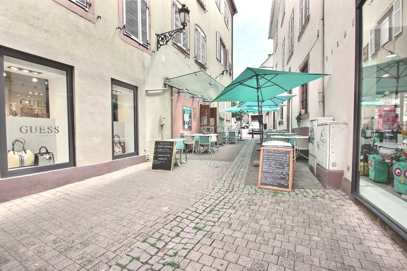 A vendre fond de commerce d'un restaurant de 90 m² dans la zone piétonne au coeur de Haguenau