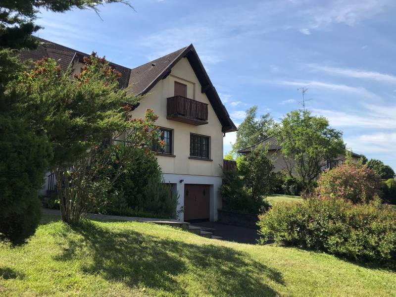 A vendre maison de 7 pièces avec 5 chambres et une superficie de 140 m² à  Phalsbourg