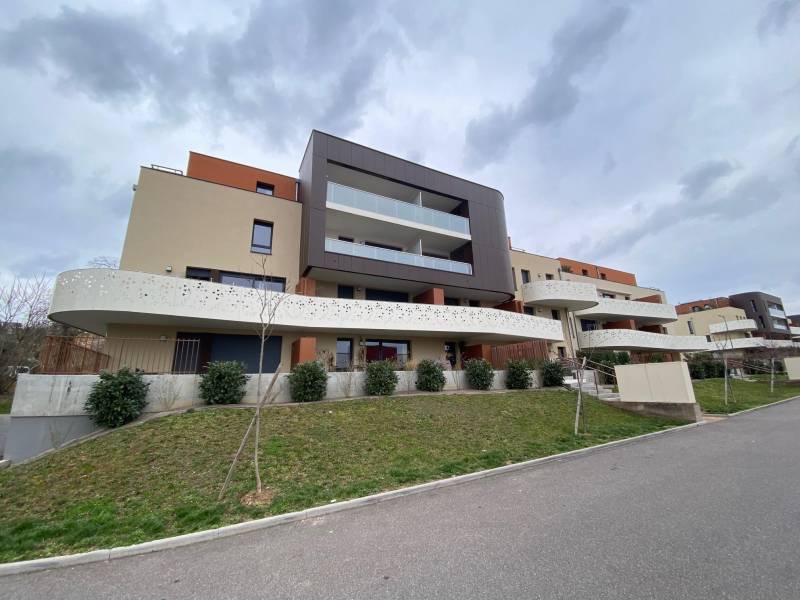 A louer dans notre agence immobilière de Saverne cet appartement de 2 Pièces avec 1 chambre et une superficie de 41 m² à  OBERNAI