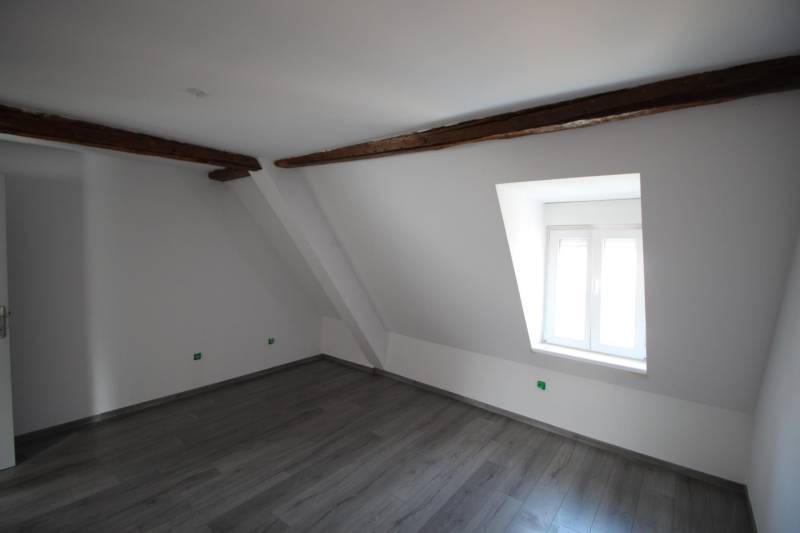 A vendre appartement de 5 pièces avec 2 chambres et une surface de 110 m² à Saverne