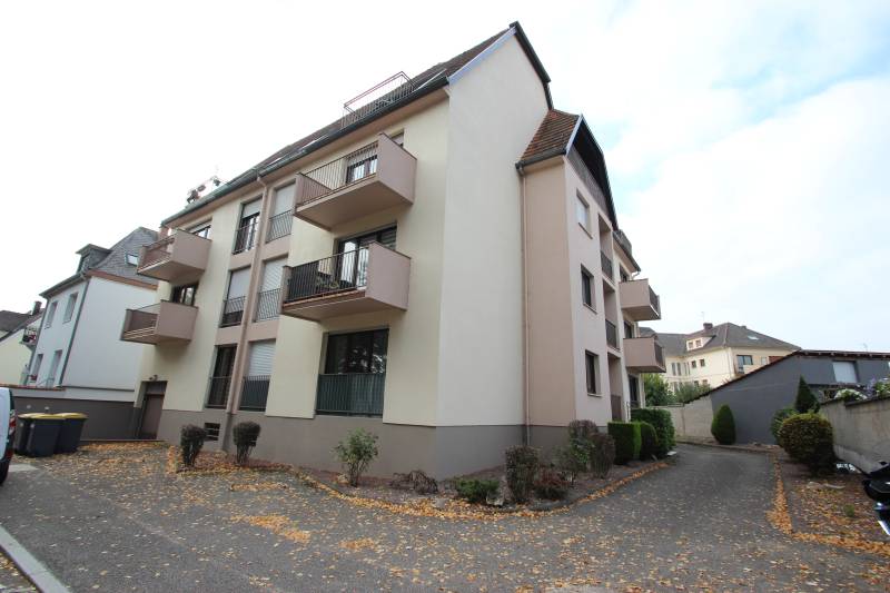 A vendre, appartement deux pièces de 50 m² avec balcon, parking et cave à HAGUENAU