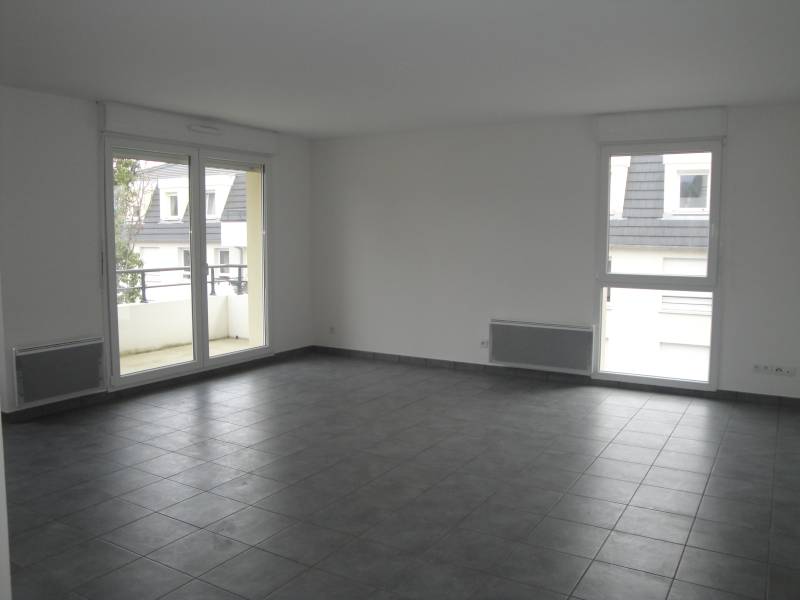 A louer appartement de 3 pièces avec 2 chambres et une superficie de 82 m² avec notre agence immobilière sur Saverne