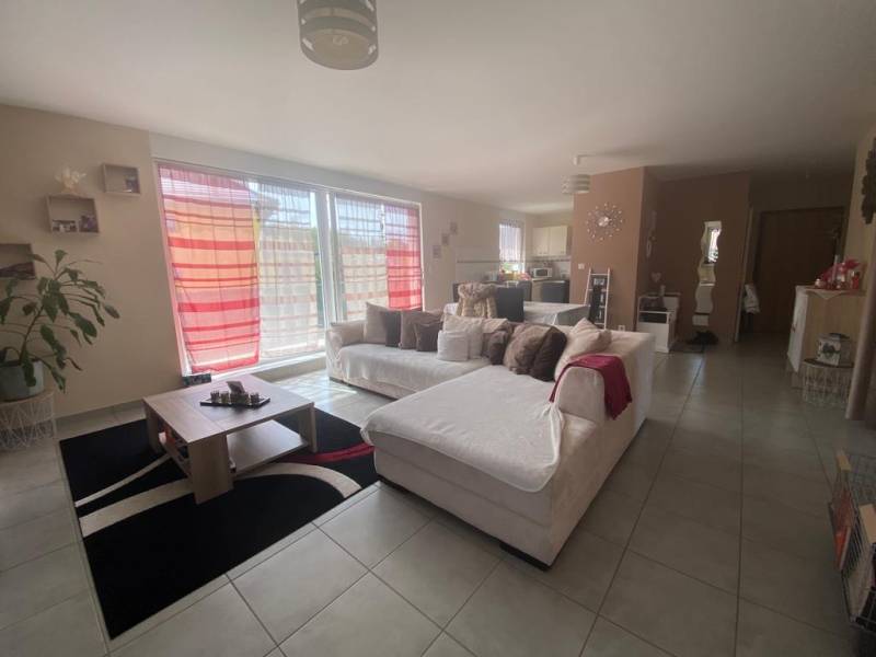 En location avec notre agence immobilière un appartement de 3 pièces avec 2 chambres et une superficie de 86 m² sur Saverne