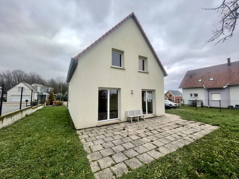 Magnifique Maison moderne à la location de 5 pièces avec 3 chambres et un garage à ENGWILLER