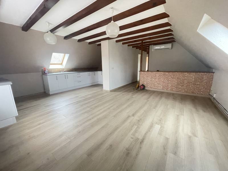 A louer maison de 4 pièces avec 2 chambres et une superficie de 105 m² sur Schwindratzheim