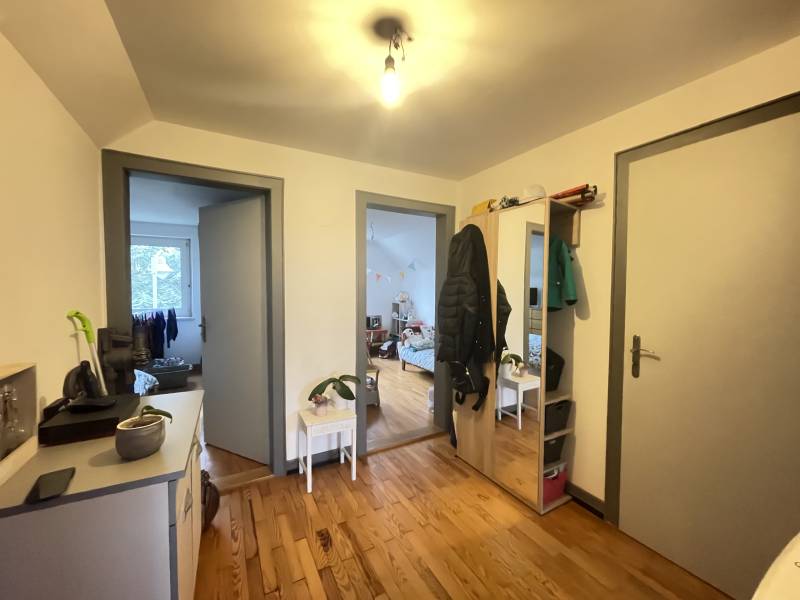 A louer, appartement 3 pièces de 62 m² comprenant 2 chambres, cave et parking extérieur sur Mommenheim