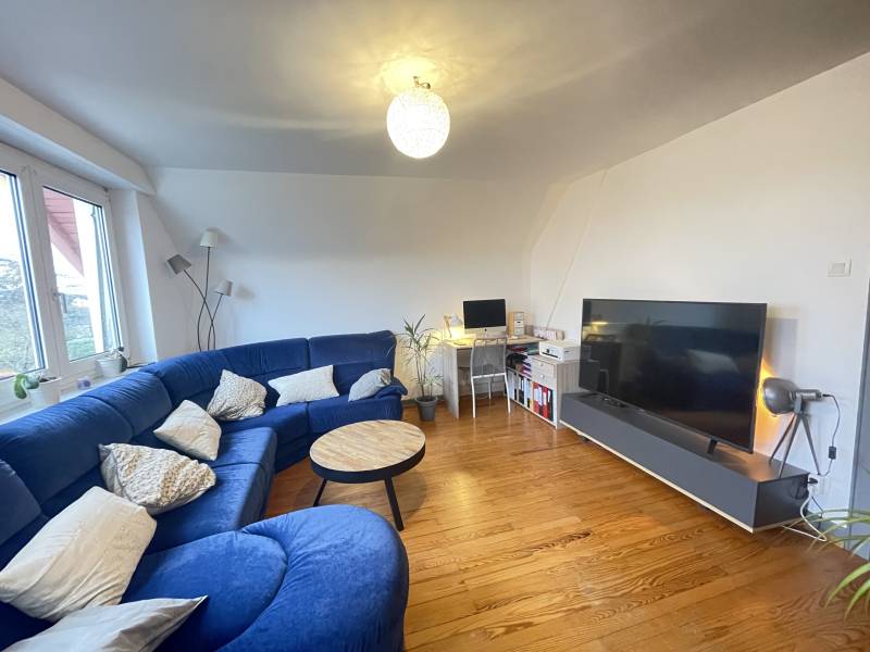 A louer, appartement 3 pièces de 62 m² comprenant 2 chambres, cave et parking extérieur sur Mommenheim